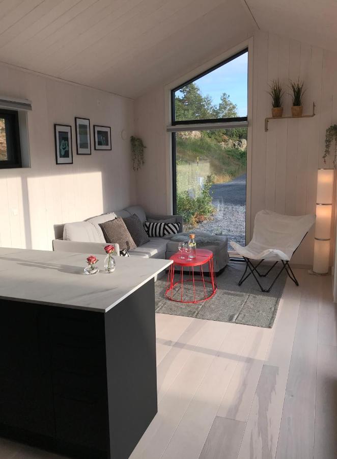 Hytte Med Sjoutsikt Og 20 Min Fra Dyreparken Grimstad  Bagian luar foto